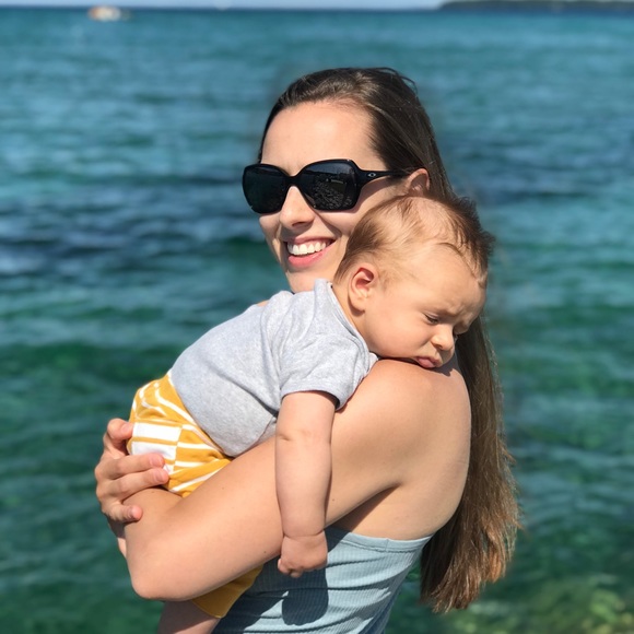 🌟 Meet your Posher, Grace ✨ - Picture 3 of 4